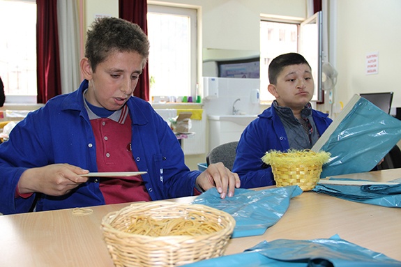 GALOŞ ÜRETİYORLAR