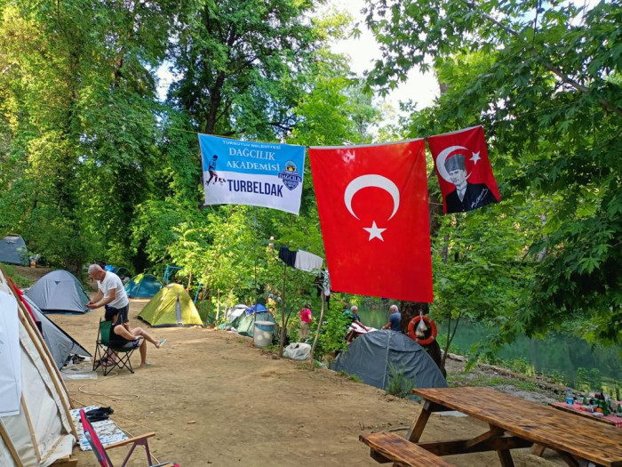 Turbeldak ekibi yılın ilk kamp etkinliğinde bir araya geldi