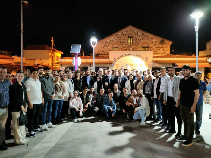 AK PARTİLİ YENİŞEHİRLİOĞLU: ERDOĞAN’I DÜNYANIN LİDERİ OLARAK SEÇECEĞİZ