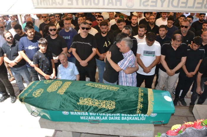 ERTUĞRUL KABAŞ SON YOLCULUĞUNA UĞURLANDI