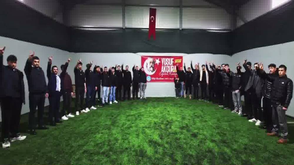 &Uuml;lk&uuml; Ocakları Bayındır&rsquo;da gen&ccedil;leri bir araya getirdi
