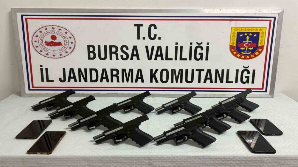 Bursa&rsquo;da Jandarmadan silah operasyonu
