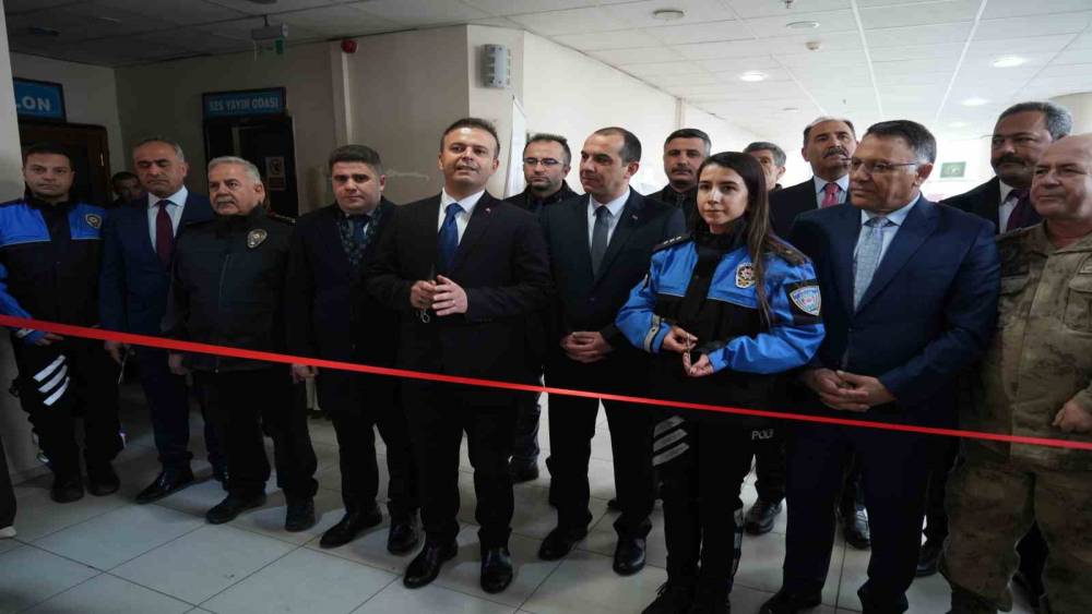 15. Uluslararası Tarım ve İnsan Fotoğraf Sergisi Iğdır&rsquo;da ziyarete a&ccedil;ıldı
