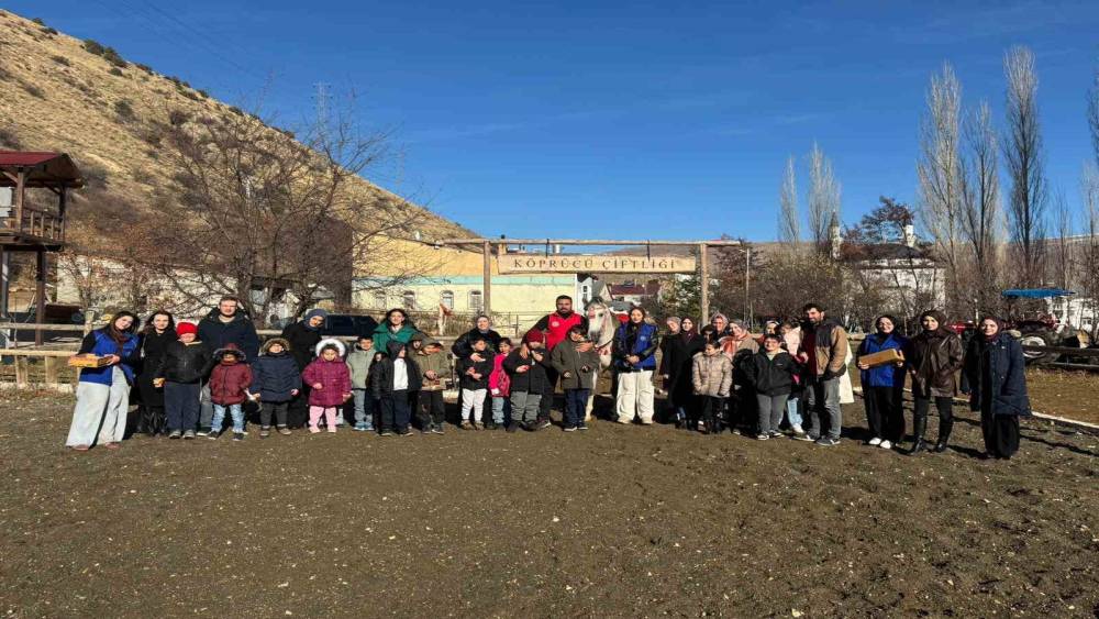 Dünya Engelliler Günü’nde Bayburt’ta öğrenciler için binicilik etkinliği düzenlendi
