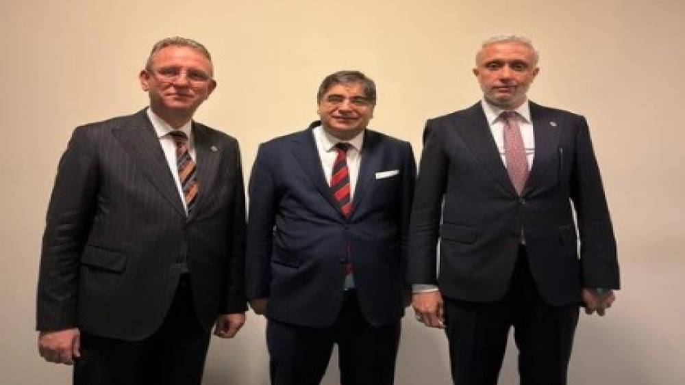 Tavşanlı’da noter yoğunluğu için hafta sonu mesaisi talebi Adalet Bakanlığı’na iletildi
