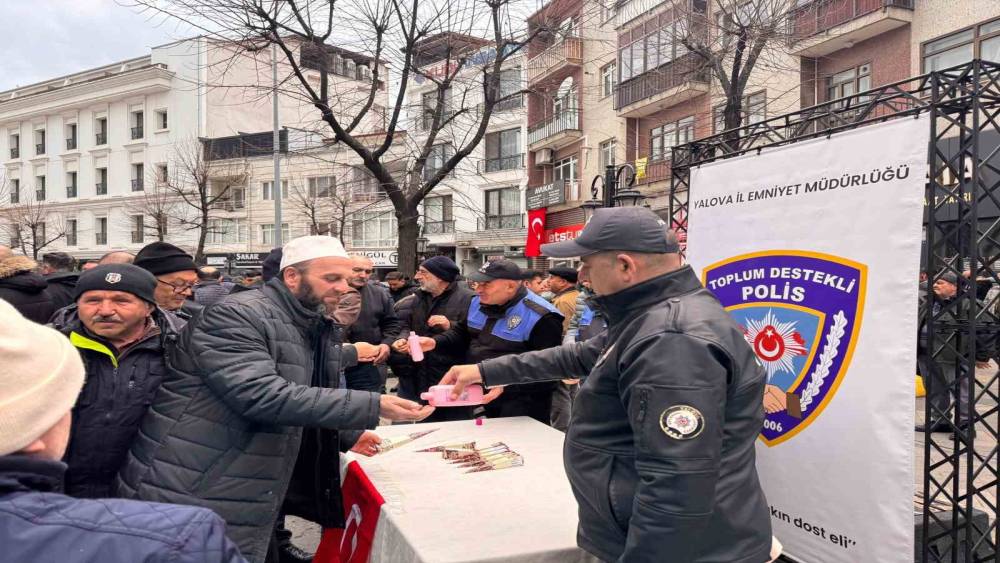 Yalova&rsquo;da şehit polisler i&ccedil;in mevlit okutuldu
