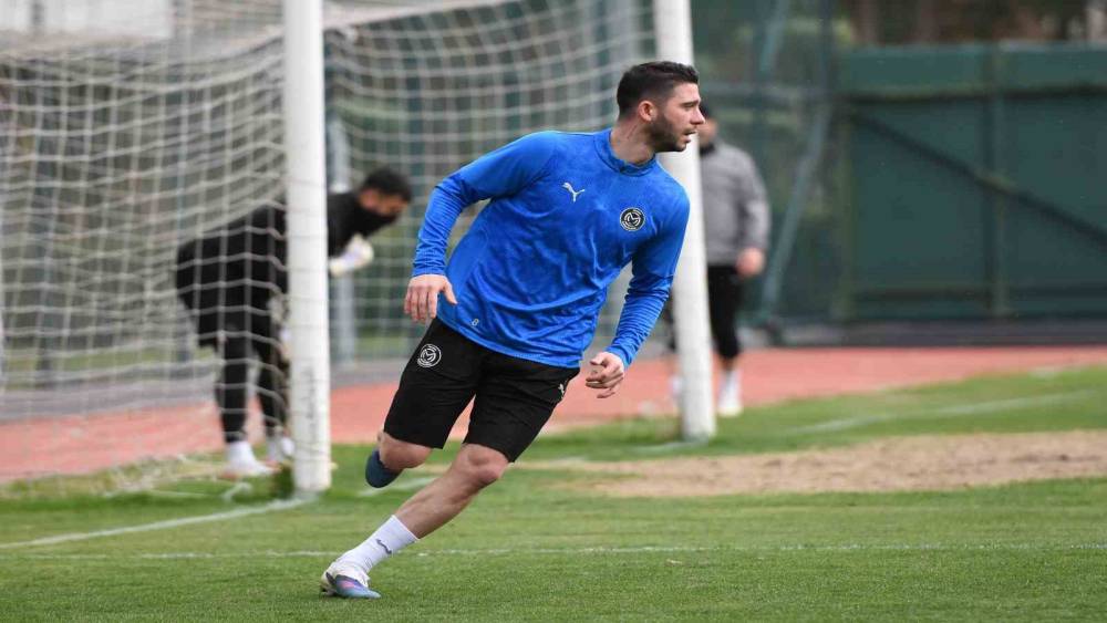 Manisa FK, Boluspor ma&ccedil;ı hazırlıklarını s&uuml;rd&uuml;rd&uuml;
