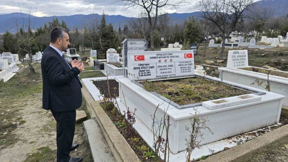 3 yıl ge&ccedil;ti, acı dinmedi: Evladını ve damadını kaybeden baba konuştu
