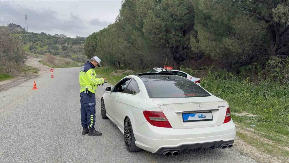 Aydın’da Çember operasyonunda 55 aranan şahıs yakalandı