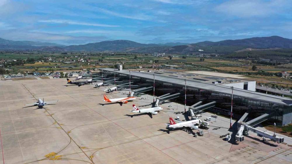 Milas-Bodrum Havalimanı 10 ayda 4 milyon yolcuya hizmet verdi
