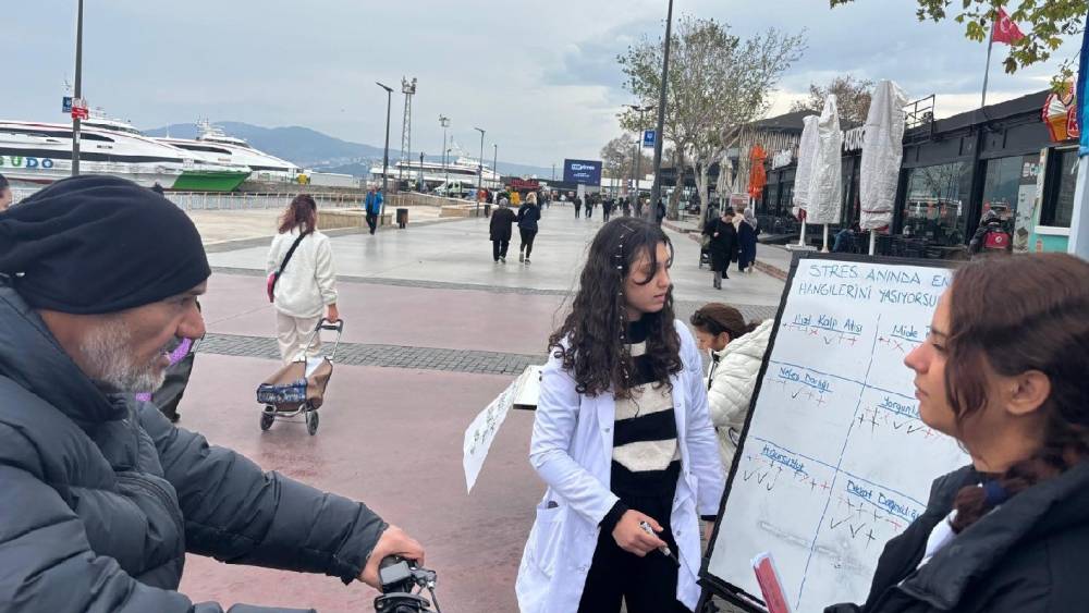 Mudanya Üniversitesi öğrencileri sağlık için seferber oldu
