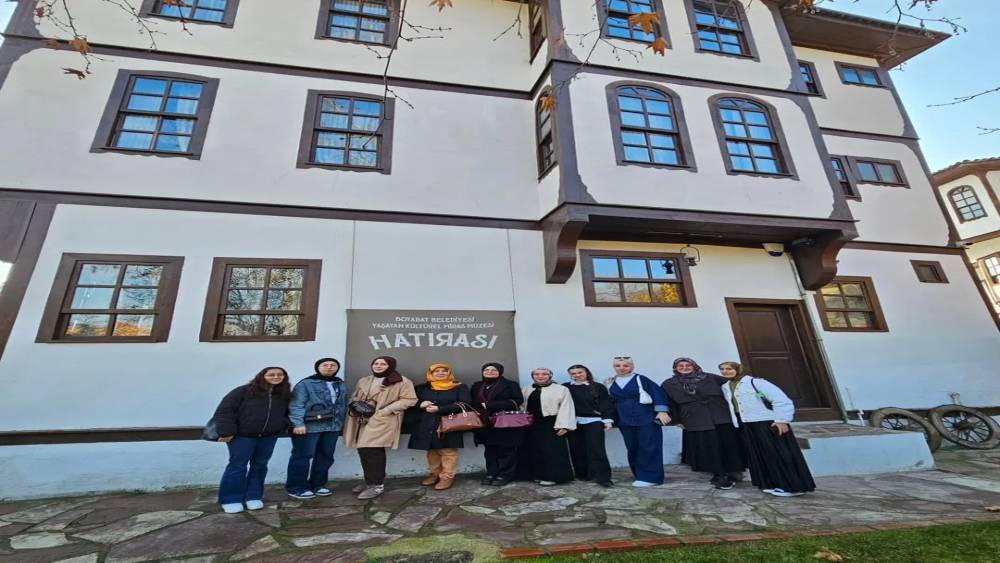 Üniversiteli gençler Sinop’un kültürel değerlerini yerinde keşfetti
