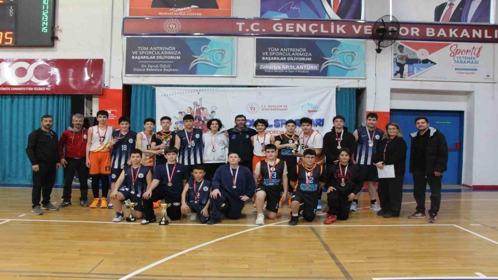 3x3 basketbolda şampiyonlar belli oldu
