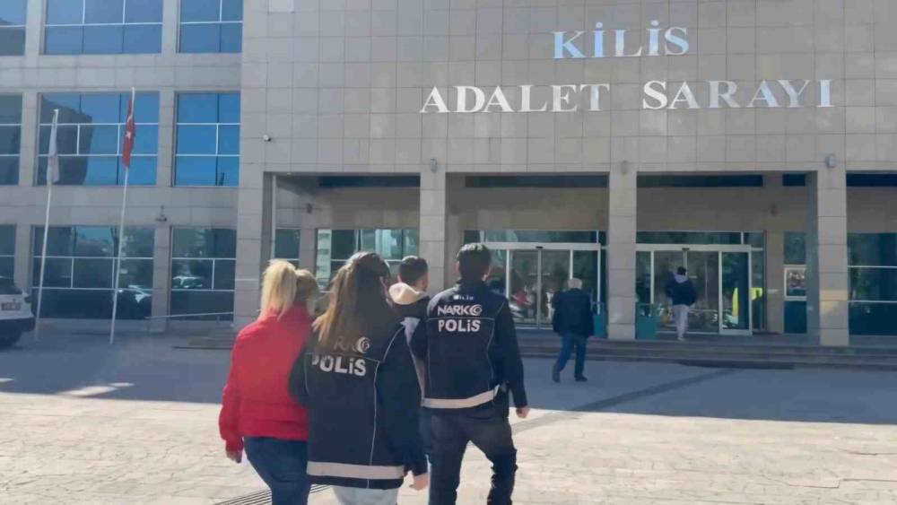 Kilis&rsquo;te uyuşturucu operasyonu: 3 kişi tutuklandı
