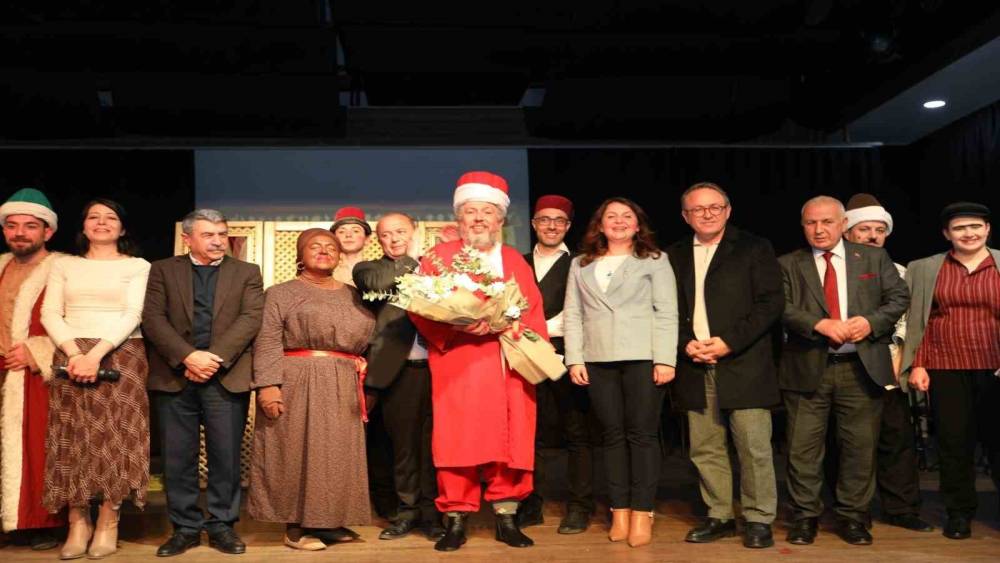 Orta oyununa &ccedil;ağdaş yorum