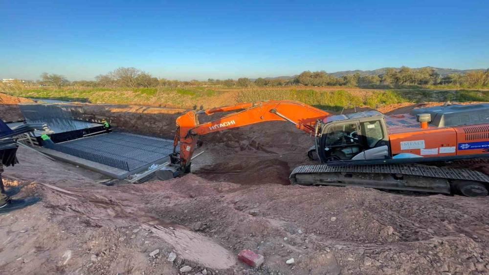 Büyükşehir’den 17 ilçede eş zamanlı ulaşım altyapısı çalışması