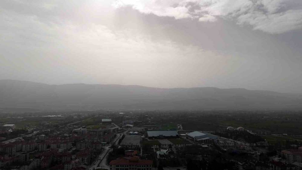 Bolu&rsquo;da toz taşınımı etkili oluyor
