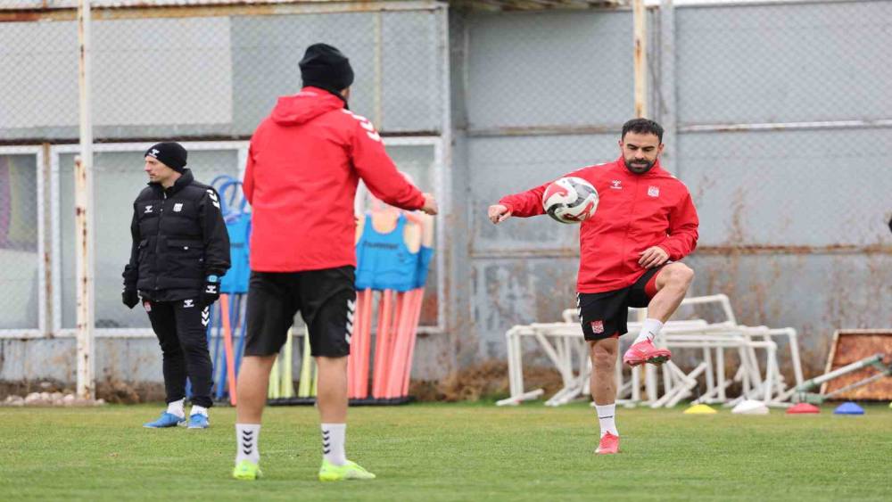 Sivasspor’da Erokspor maçı hazırlıkları sürüyor
