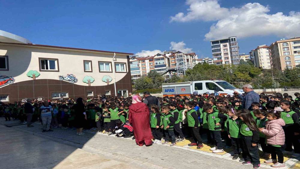 Elazığ’da öğrencilere afet farkındalık eğitimi
