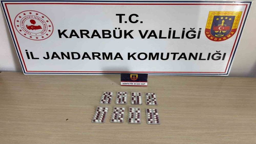 Karab&uuml;k&rsquo;te uyuşturucu operasyonu: 7 ş&uuml;pheli adliyeye sevk edildi
