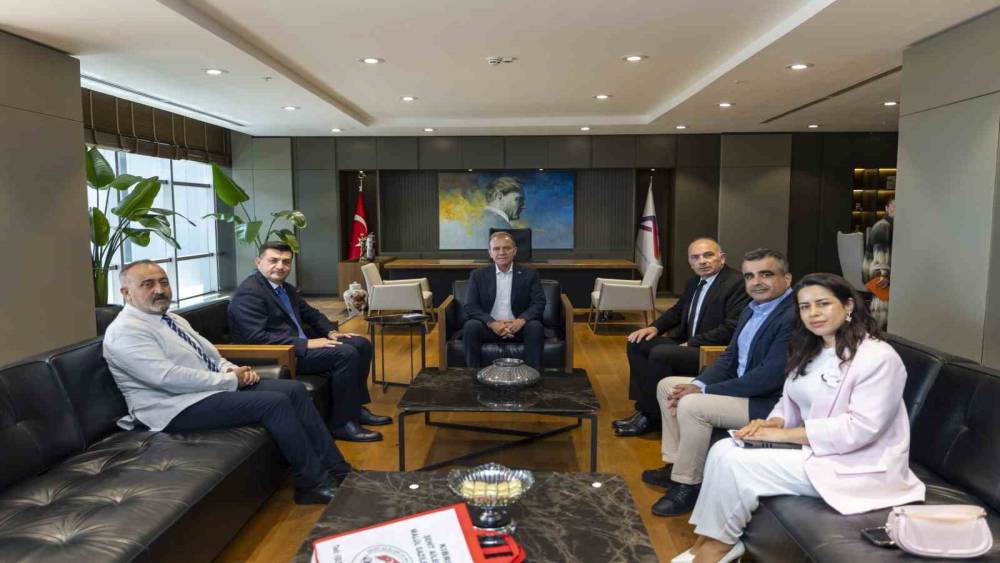 Başkan Se&ccedil;er: "Şehit, gazi ve gazi ailelerimize b&uuml;y&uuml;k bir borcumuz var"
