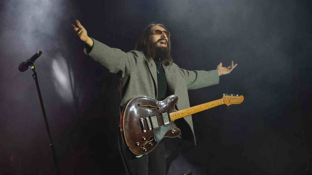 Kocaeli’de Emre Fel rüzgarı
