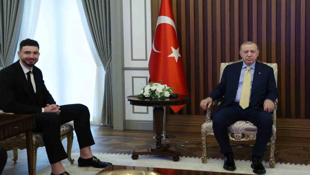 Cumhurbaşkanı Erdoğan, Alperen Şeng&uuml;n&rsquo;&uuml; kabul etti
