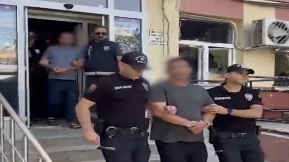Gaziantep&rsquo;te 43 kişiyi 300 milyon TL dolandıran 3 şahıs yakalandı
