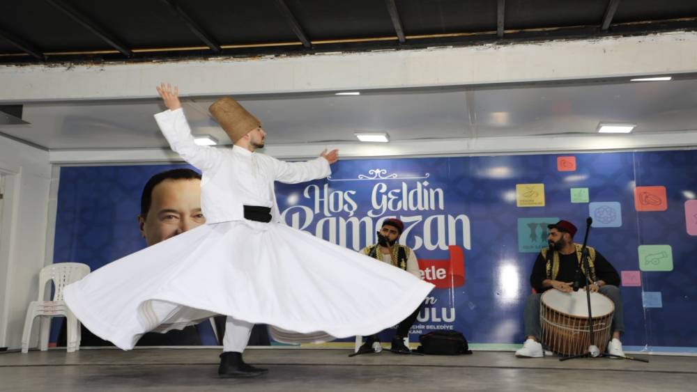 İftar sofrası Akgedik&rsquo;te kuruldu
