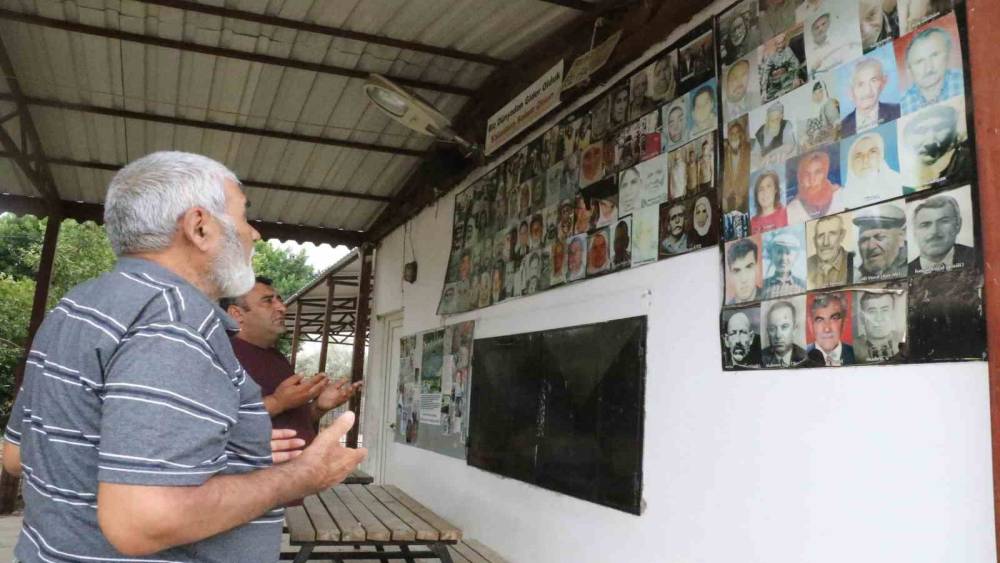 Bu duvara bakan "Allah rahmet eylesin" diyor
