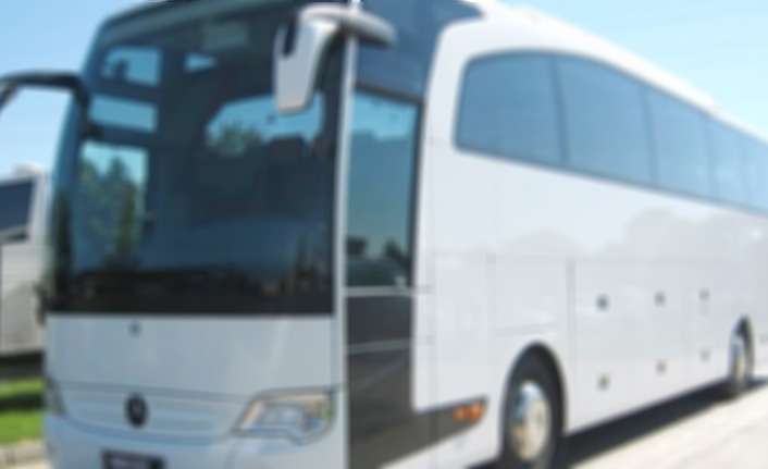 Bagajda yolcu taşıyan otob&uuml;s şof&ouml;r&uuml;ne 4 bin 271 lira ceza