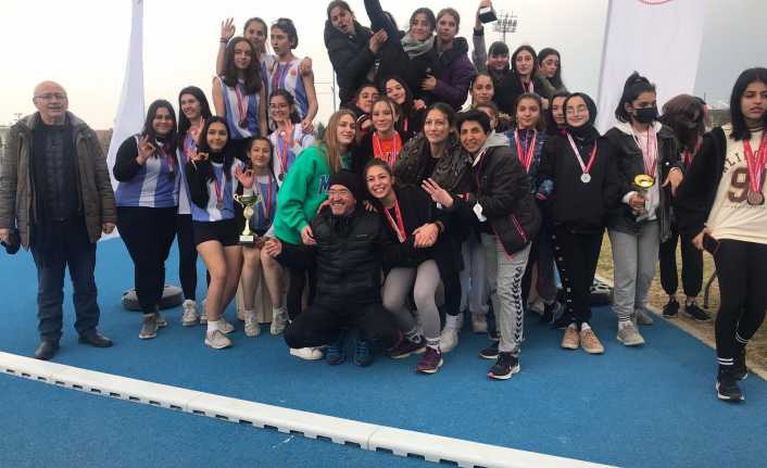 Manisa’da Okul Sporları Atletizm İl Birinciliği yarışmaları yapıldı