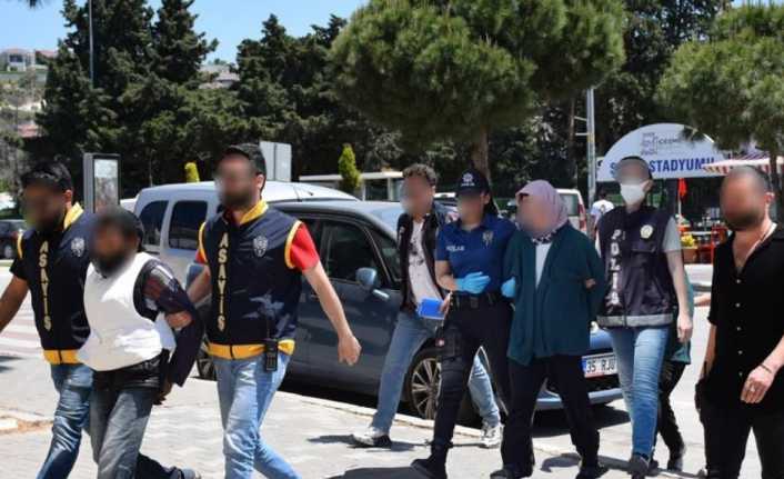İzmir&rsquo;de dehşetin ayrıntısı ortaya &ccedil;ıktı: &Ouml;nce keserle &ouml;ld&uuml;r&uuml;p sonra yaktılar