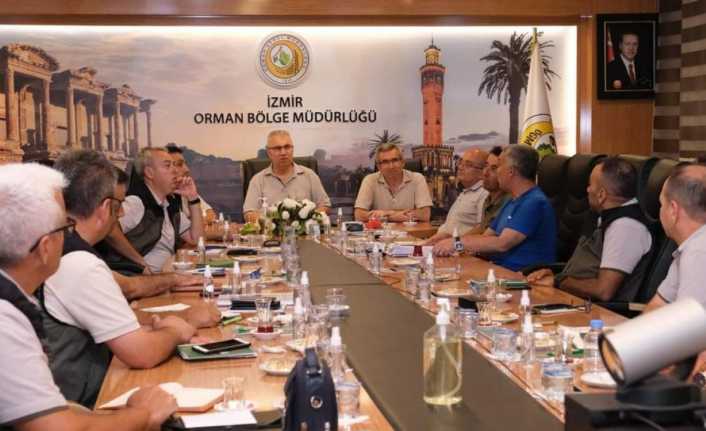 İzmir’de ateş savaşçıları toplantıda buluştu