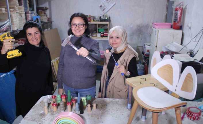 Kadınların elinden çıkıyor, dünyaya ulaşıyor