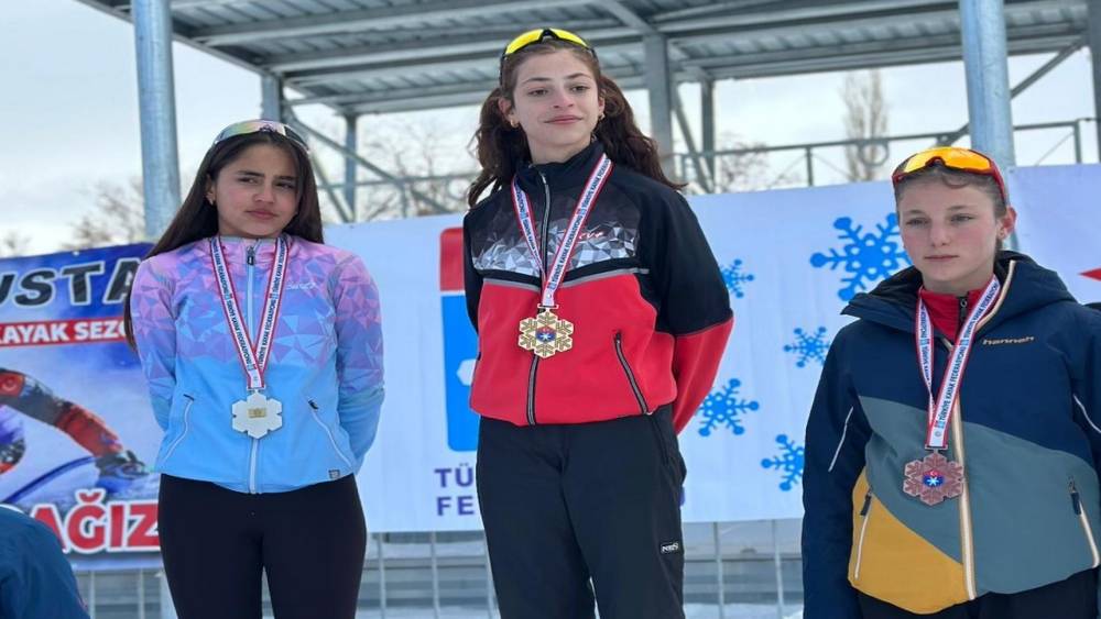 Hakkarili sporcular Erzurum&rsquo;dan 22 madalyayla d&ouml;nd&uuml;
