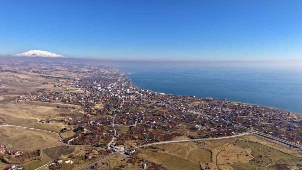 Sakin şehir Ahlat, havadan böyle görüntülendi
