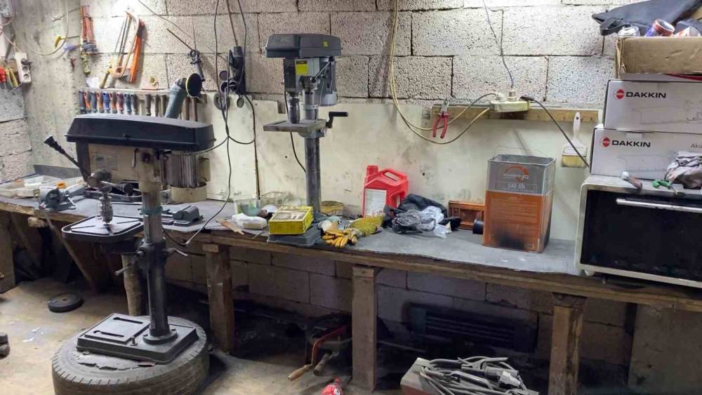 Rize&rsquo;de silah at&ouml;lyesine baskın
