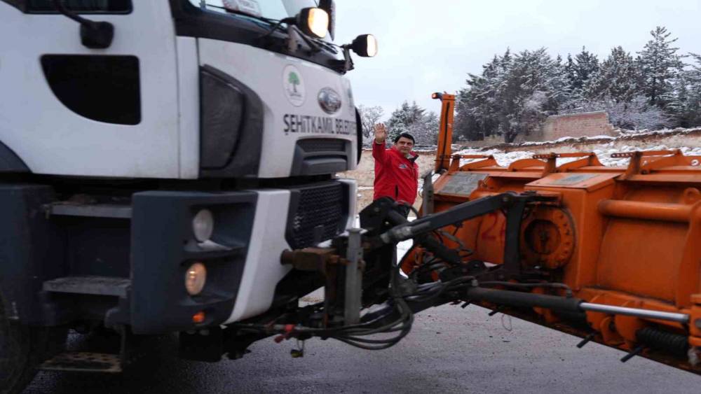 Şehitkamil&rsquo;de kar mesaisi
