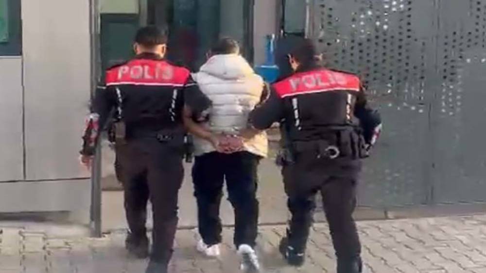 İzmir’de 16 yılla aranan firari hükümlü yakalandı
