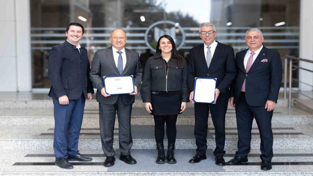 Yaşar &Uuml;niversitesi EUSA&rsquo;ya tam &uuml;ye oldu
