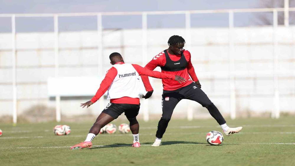 Sivasspor’da Boluspor maçının hazırlıkları sürüyor
