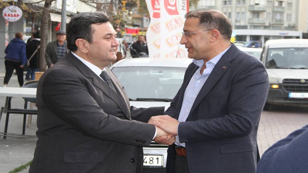 AK Partili İlçe Başkanları Kula’da bir araya geldi
