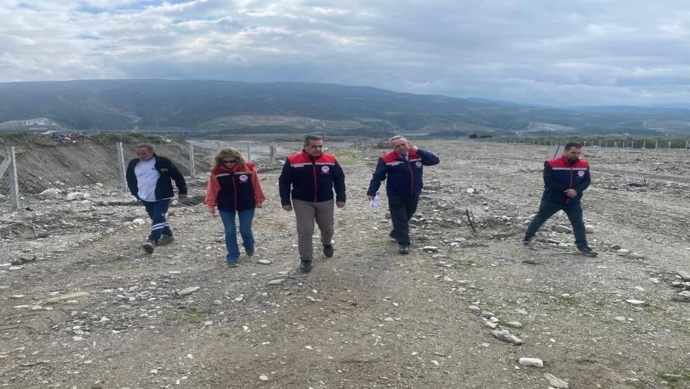 Buharkent ilek bah&ccedil;esinde hazırlıklar s&uuml;r&uuml;yor
