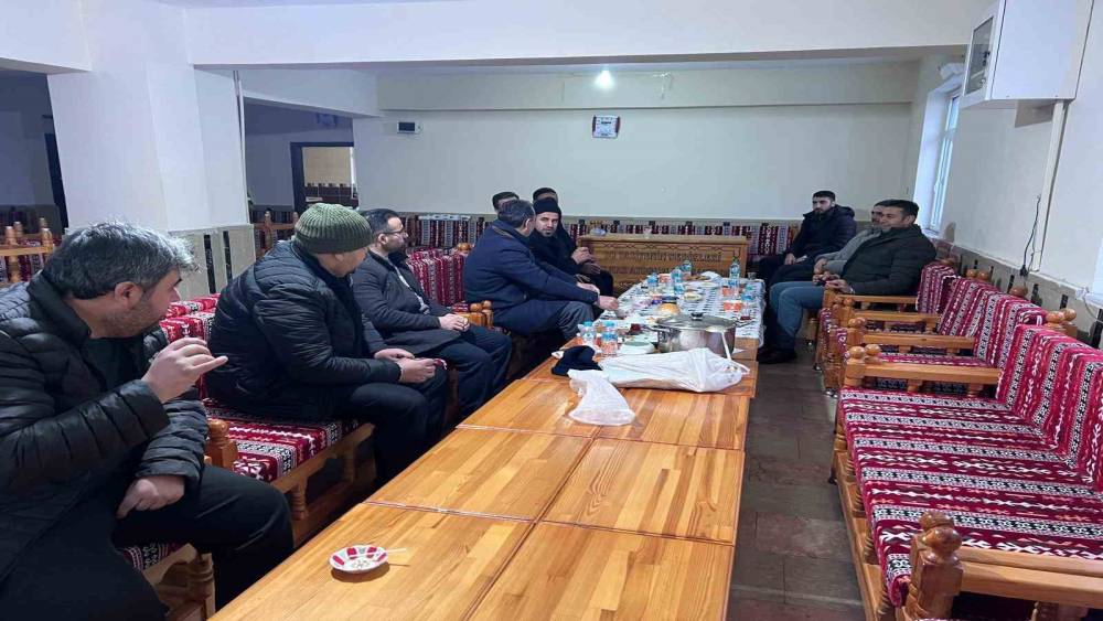 Kovancılar&rsquo;da sabah namazı buluşması ger&ccedil;ekleştirildi
