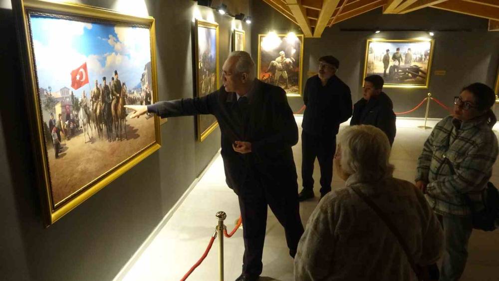 Dumlupınar Diorama M&uuml;zesi yoğun ilgi g&ouml;r&uuml;yor
