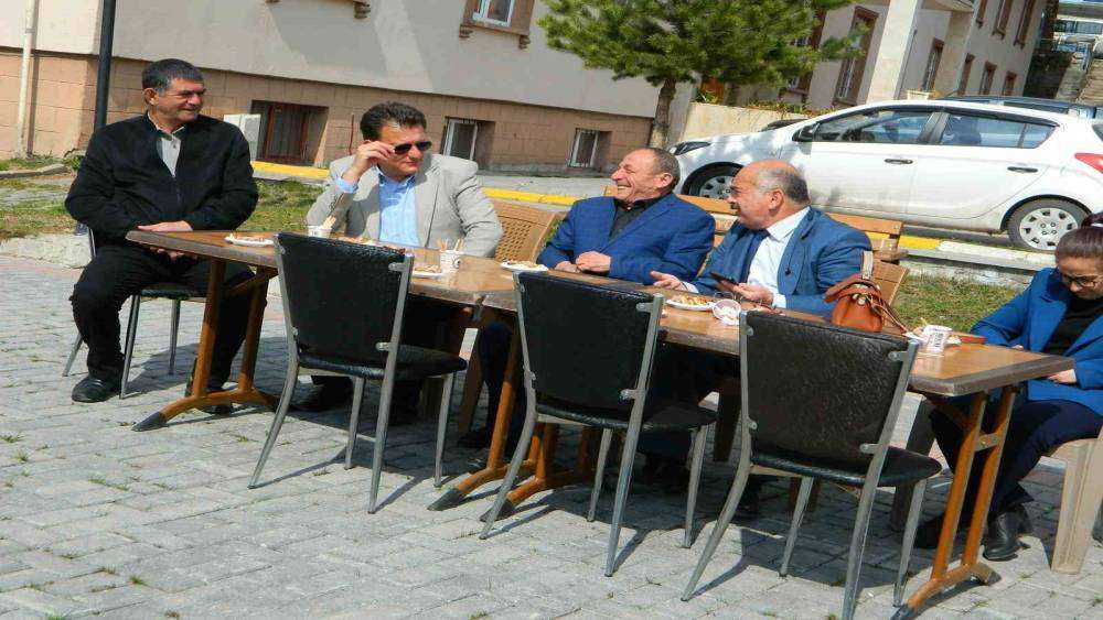 Posof’ta açık alanda bayramlaşma programı
