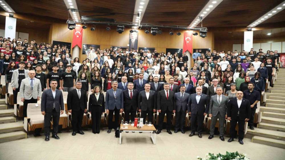 Şair Arif Nihat Asya, vefatının 50. yılında Adana’da anıldı
