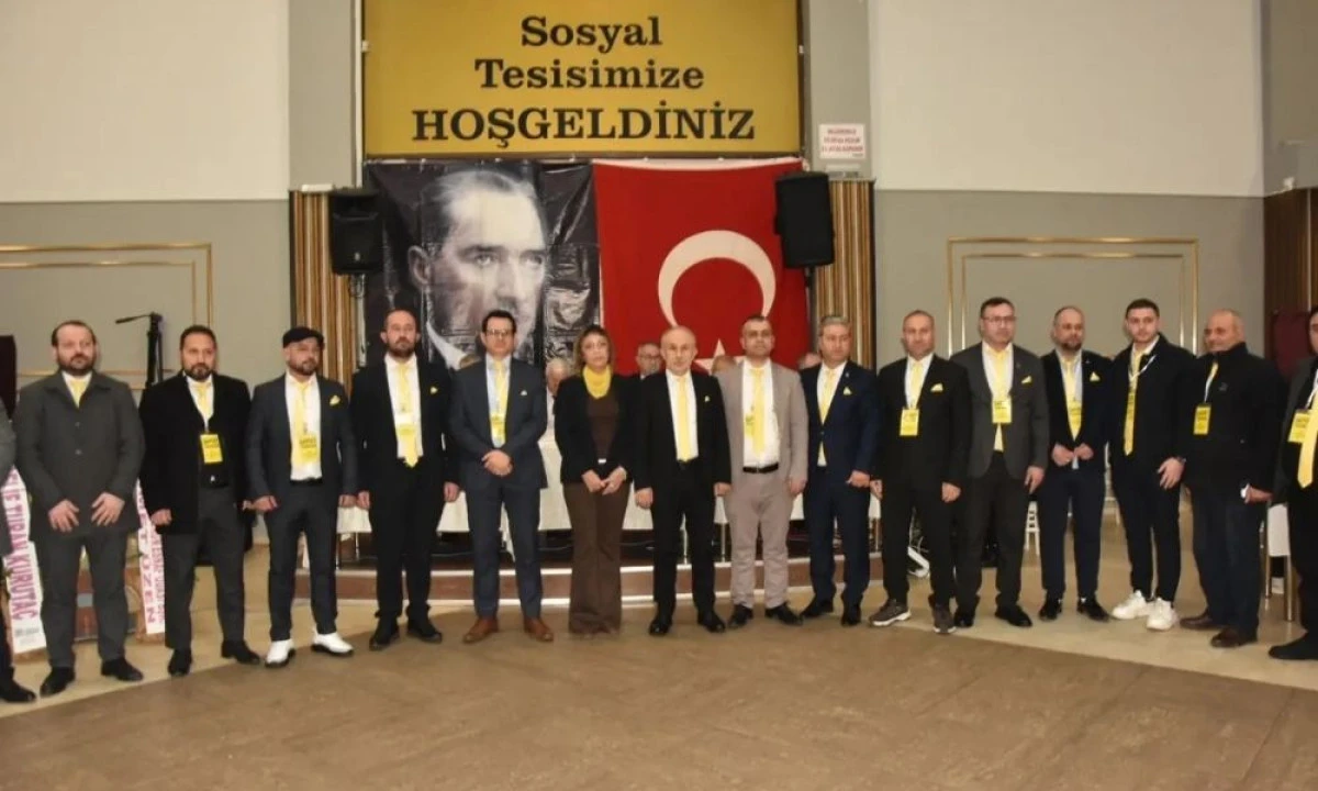 BAKKALLAR ODASINDA SAFFET TAŞKINCAN G&Uuml;VEN TAZELEDİ