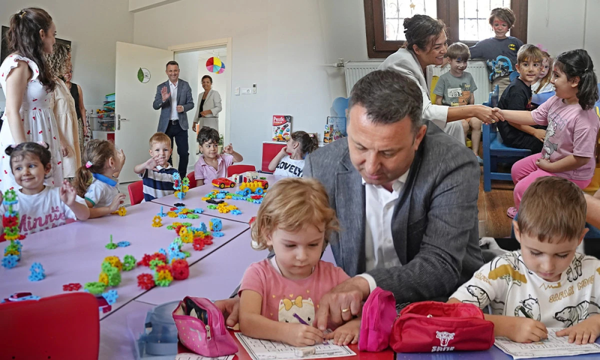 BAŞKAN KAYSERİLİ MİNİKLERİN COŞKUSUNA ORTAK OLDU